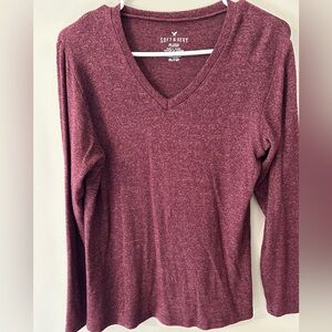 American Eagle Outfitters Plum Heather V-Neck Long Sleeve Tee
